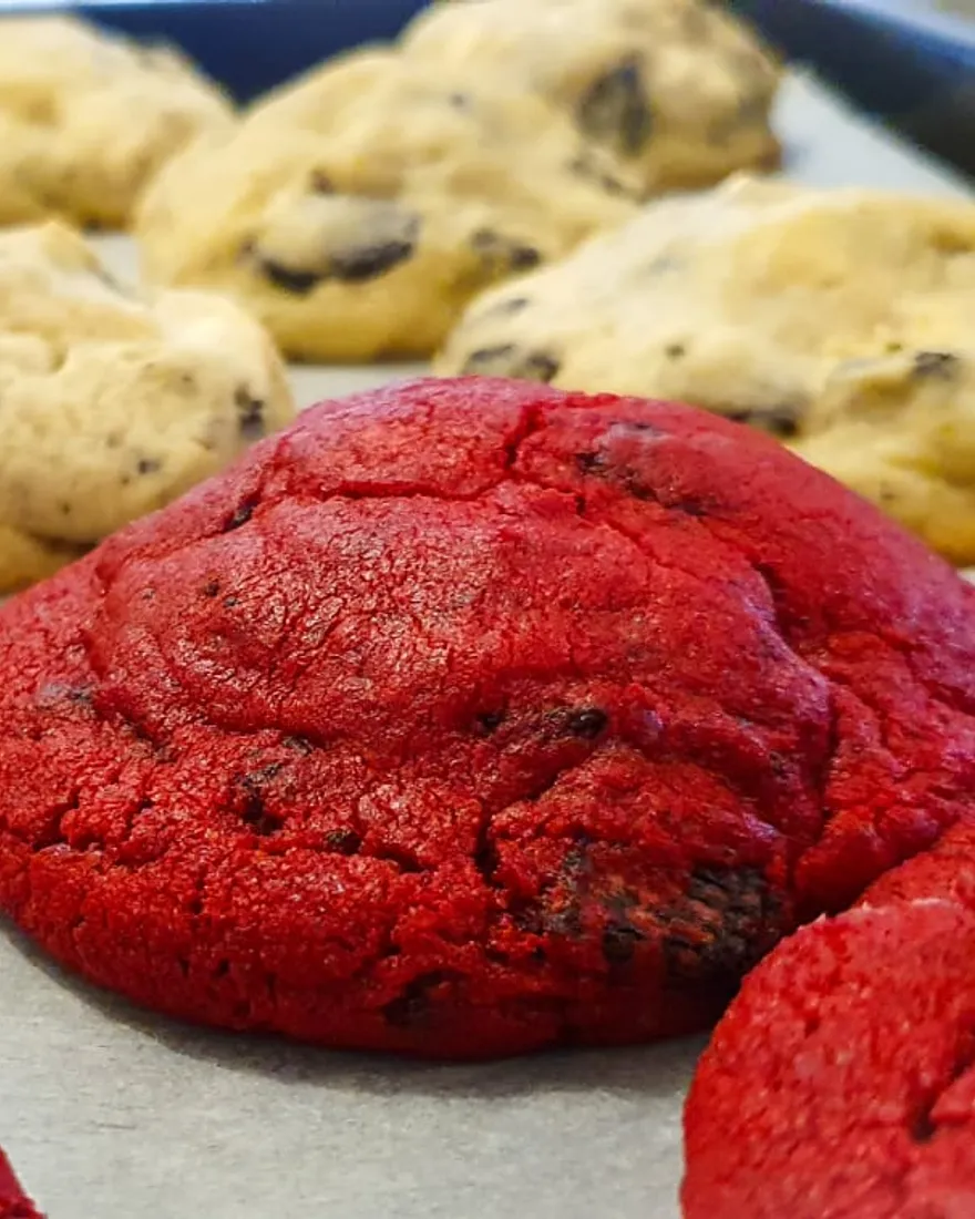 NY cookie red velvet rellena de queso crema